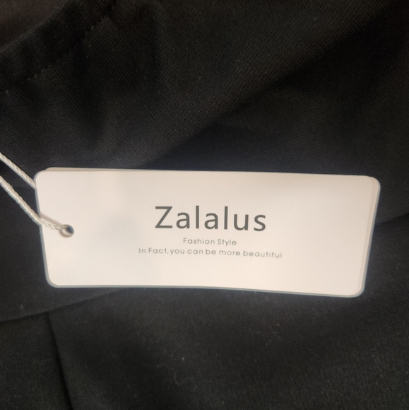 Zalalus Chic Black Ruched Spaghetti Strap Midi Dress Size: XL - Picture 5 of 7